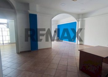 Stanza vuota - Ufficio Via Etnea
218, Tremestieri Etneo - foto 4