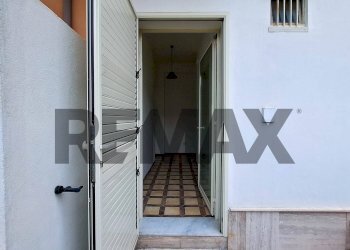 Hall / corridoio - Casa semi indipendente Villaggio delle Conchiglie
 
16, Augusta - foto 33