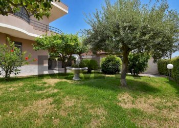 Giardino - Casa semi indipendente Contrada Auzanetto
 
SNC, Mascali - foto 3