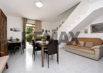 Sala da pranzo - Casa semi indipendente Contrada Auzanetto
 
SNC, Mascali - foto 8