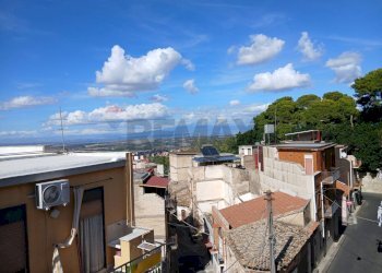 Edificio all\'aperto - Casa indipendente Via Porta Agnone
 
28, Carlentini - foto 2