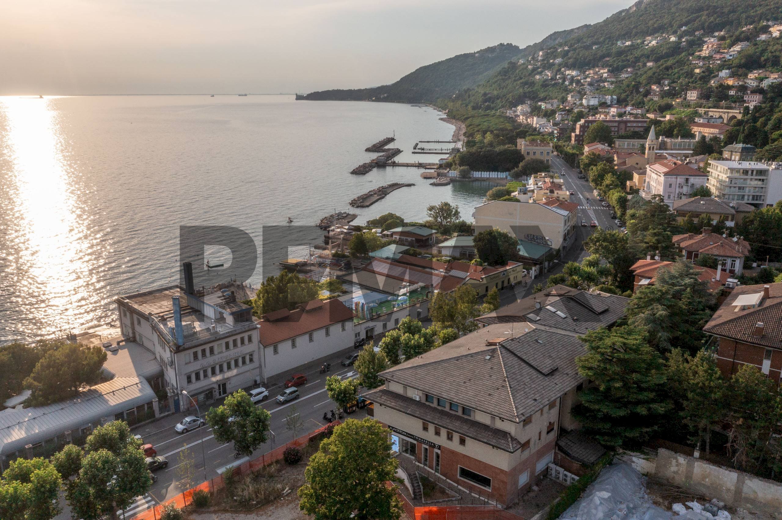 Vista dell\'acqua - Apartment Viale Miramare
 
91, Trieste - photo 1