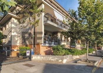Edificio all\'aperto - Apartment Viale Miramare
91, Trieste - photo 4