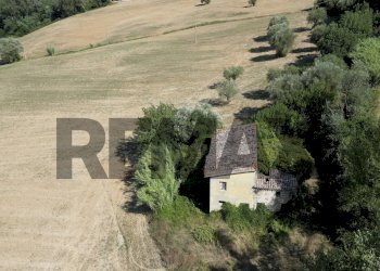 Posizione della mappa - Terreno agricolo Via Follonica
 
4, Cupramontana - foto 3