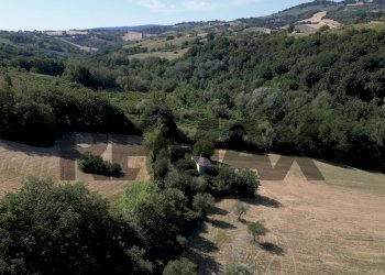 Vista delle montagne - Terreno agricolo Via Follonica
 
4, Cupramontana - foto 4