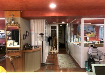 Hall / corridoio - Office Via Campo Di Marte
4, Perugia - photo 22