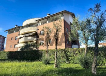 Edificio all\'aperto - Trilocale via Galileo Galilei
 
23, Costa Masnaga - foto 30
