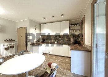 Cucina - Bilocale Via Senato
 
13, Arese - foto 4
