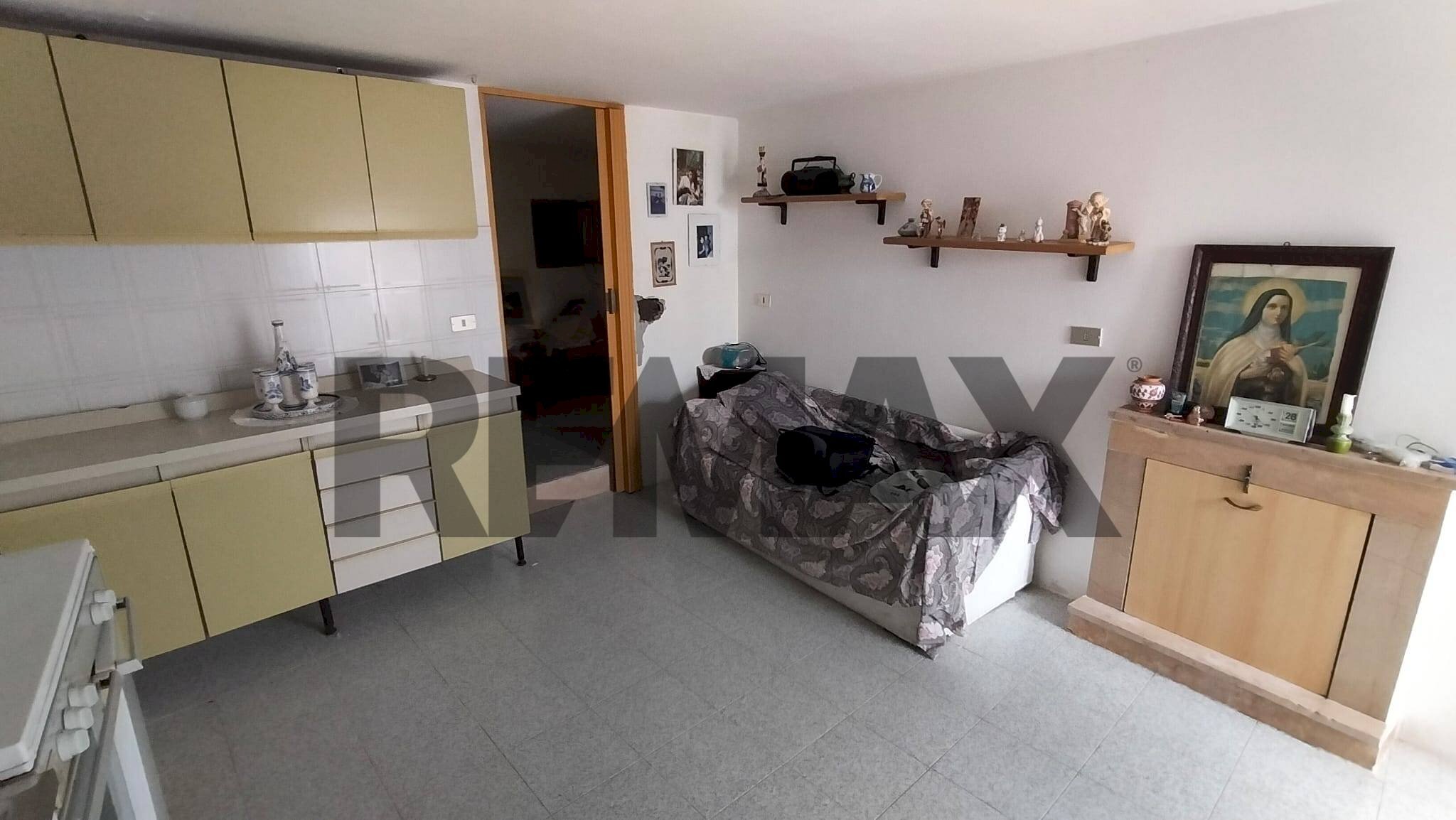 Cucina - Casa indipendente Via Famiglia Marchetti
20-22, Ischitella - foto 3