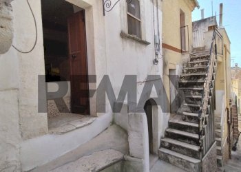 Edificio all\'aperto - Casa indipendente Via Famiglia Marchetti
 
20-22, Ischitella - foto 1