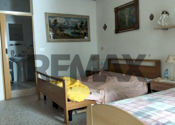 Camera / camera da letto - Casa indipendente Via Famiglia Marchetti
 
20-22, Ischitella - foto 15