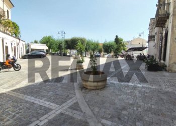 Edificio all\'aperto - Casa indipendente Via Famiglia Marchetti
 
20-22, Ischitella - foto 29