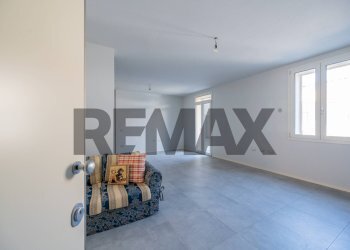 Stanza vuota - Quadrilocale Via Puttina
 
16, Viadana - foto 2