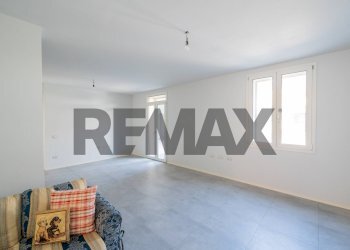 Soggiorno - Quadrilocale Via Puttina
 
16, Viadana - foto 5