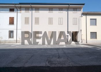 Edificio all\'aperto - Quadrilocale Via Puttina
 
16, Viadana - foto 29