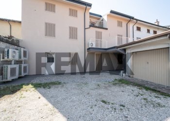 Casa all\'aperto - Quadrilocale Via Puttina
 
16, Viadana - foto 32