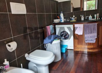 Bagno - Trilocale VIA COLOMBO
 
SNC, Bergeggi - foto 10