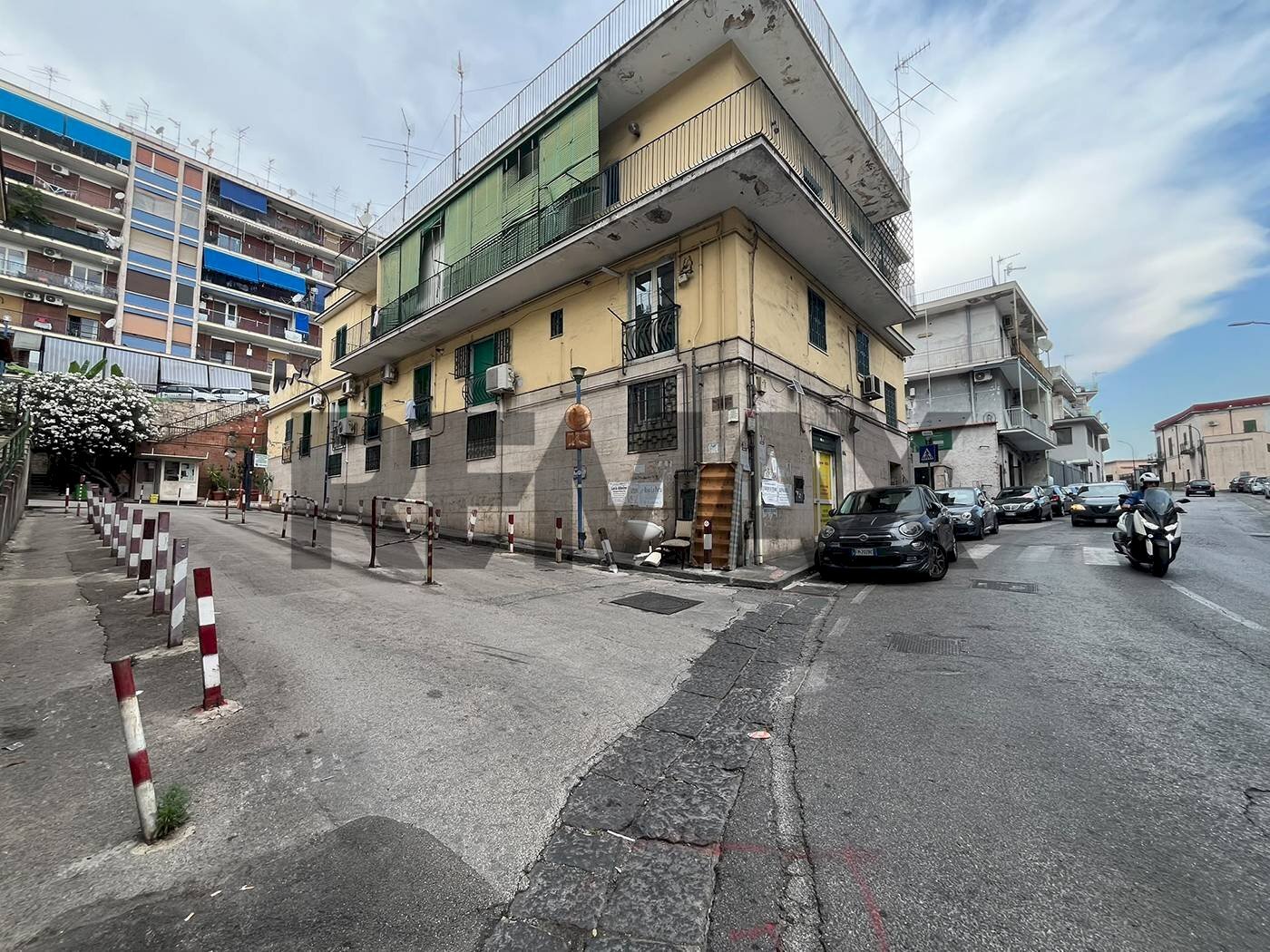 Edificio all\'aperto - Appartamento Via Ponti Rossi
 
188, Napoli - foto 1
