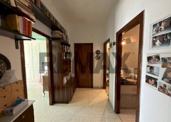 Hall / corridoio - Appartamento Via Ponti Rossi
 
188, Napoli - foto 12