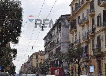 Edificio all\'aperto - Quadrilocale Vico Lungo Sant'Antonio Abate
 
13, Napoli - foto 1