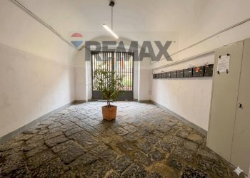 Stanza vuota - Quadrilocale Vico Lungo Sant'Antonio Abate
 
13, Napoli - foto 3