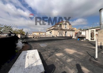 Edificio all\'aperto - Quadrilocale Vico Lungo Sant'Antonio Abate
 
13, Napoli - foto 24