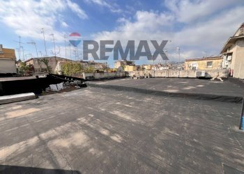 Edificio all\'aperto - Quadrilocale Vico Lungo Sant'Antonio Abate
 
13, Napoli - foto 25
