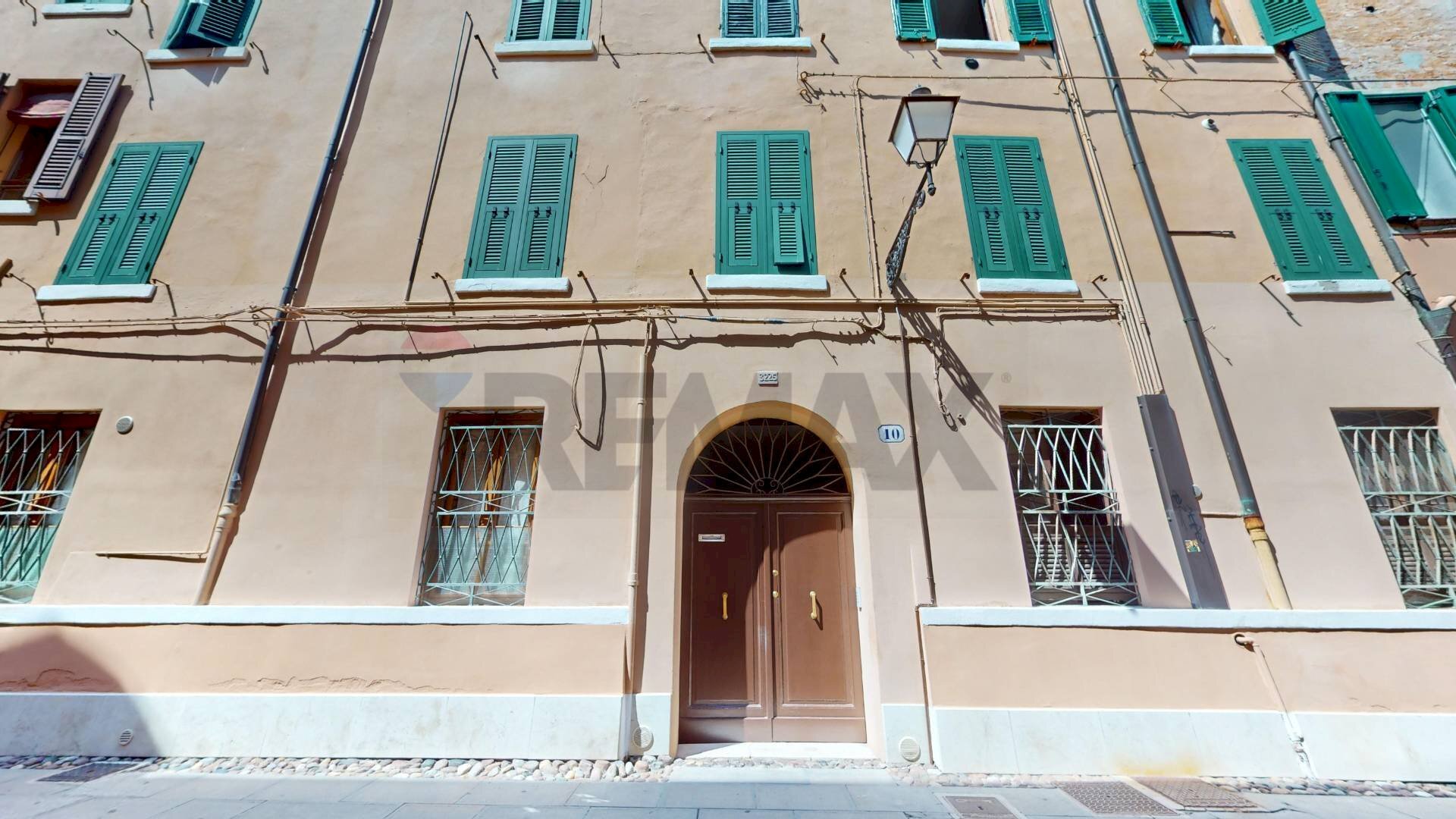 Edificio all\'aperto - Quadrilocale Via Del Carbone
 
10, Ferrara - foto 1