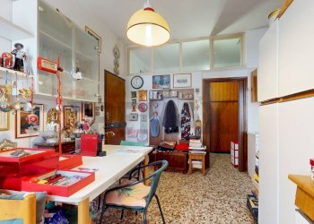 Sala da pranzo - Quadrilocale Via Del Carbone
 
10, Ferrara - foto 15