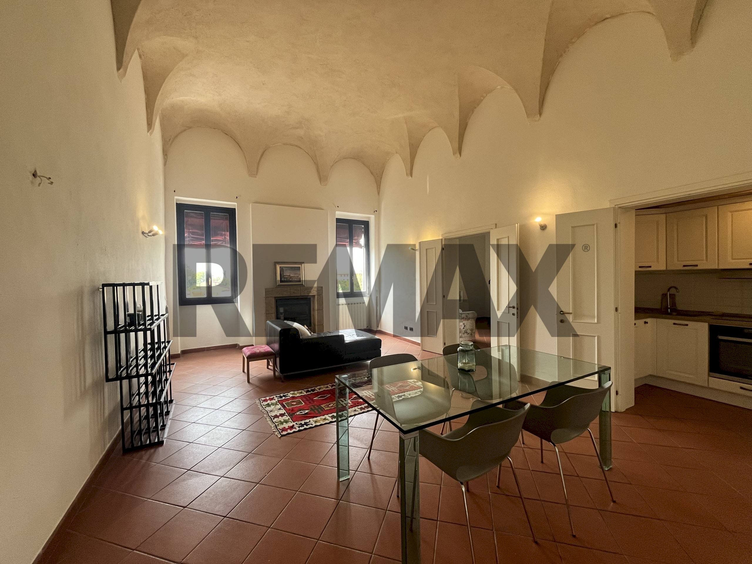 Sala da pranzo - Trilocale Piazza San Giorgio
 
54, Ferrara - foto 1