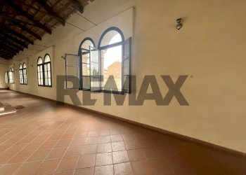 Stanza vuota - Trilocale Piazza San Giorgio
 
54, Ferrara - foto 9