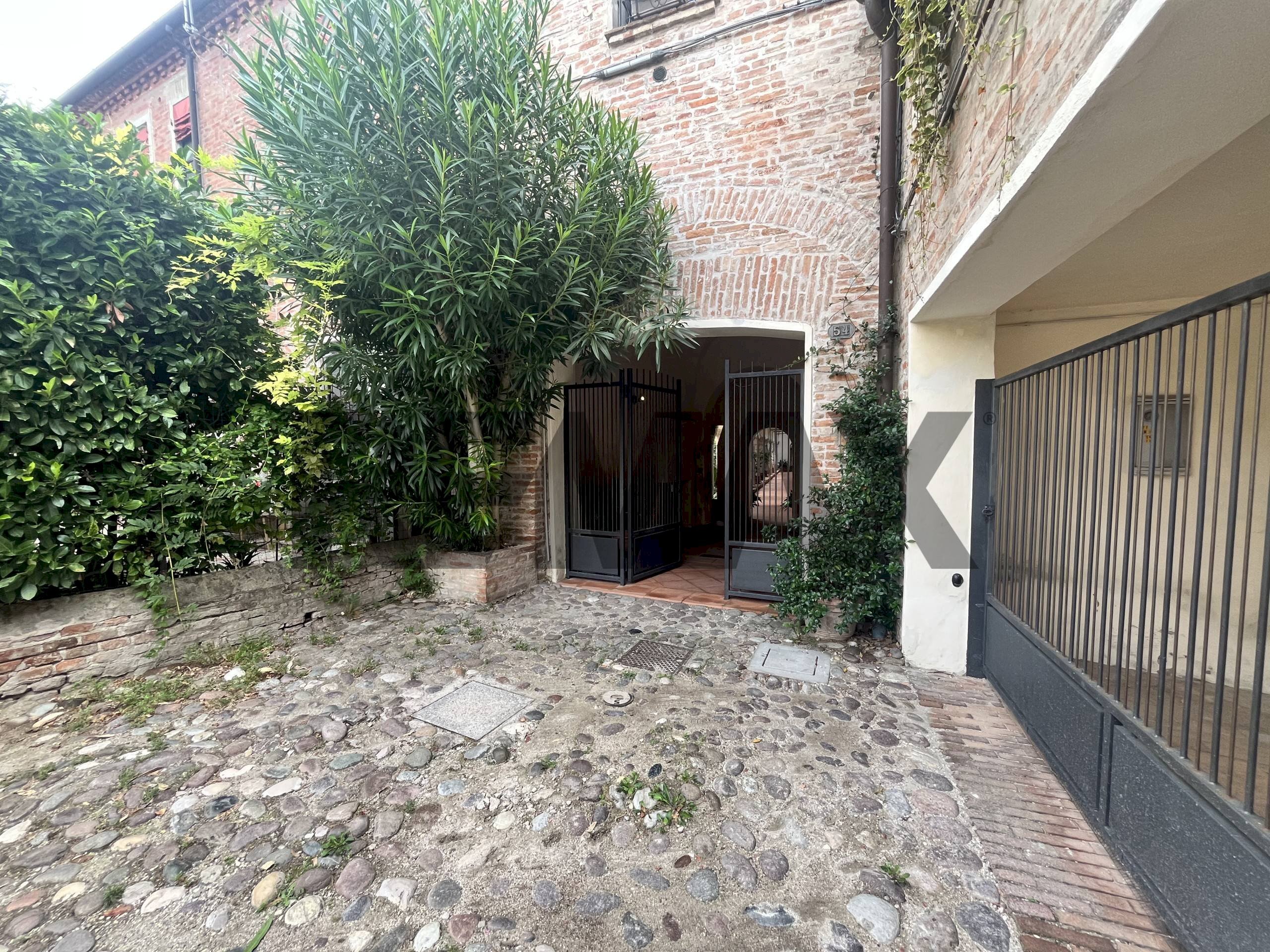 Casa all\'aperto - Trilocale Piazza San Giorgio
54, Ferrara - foto 3