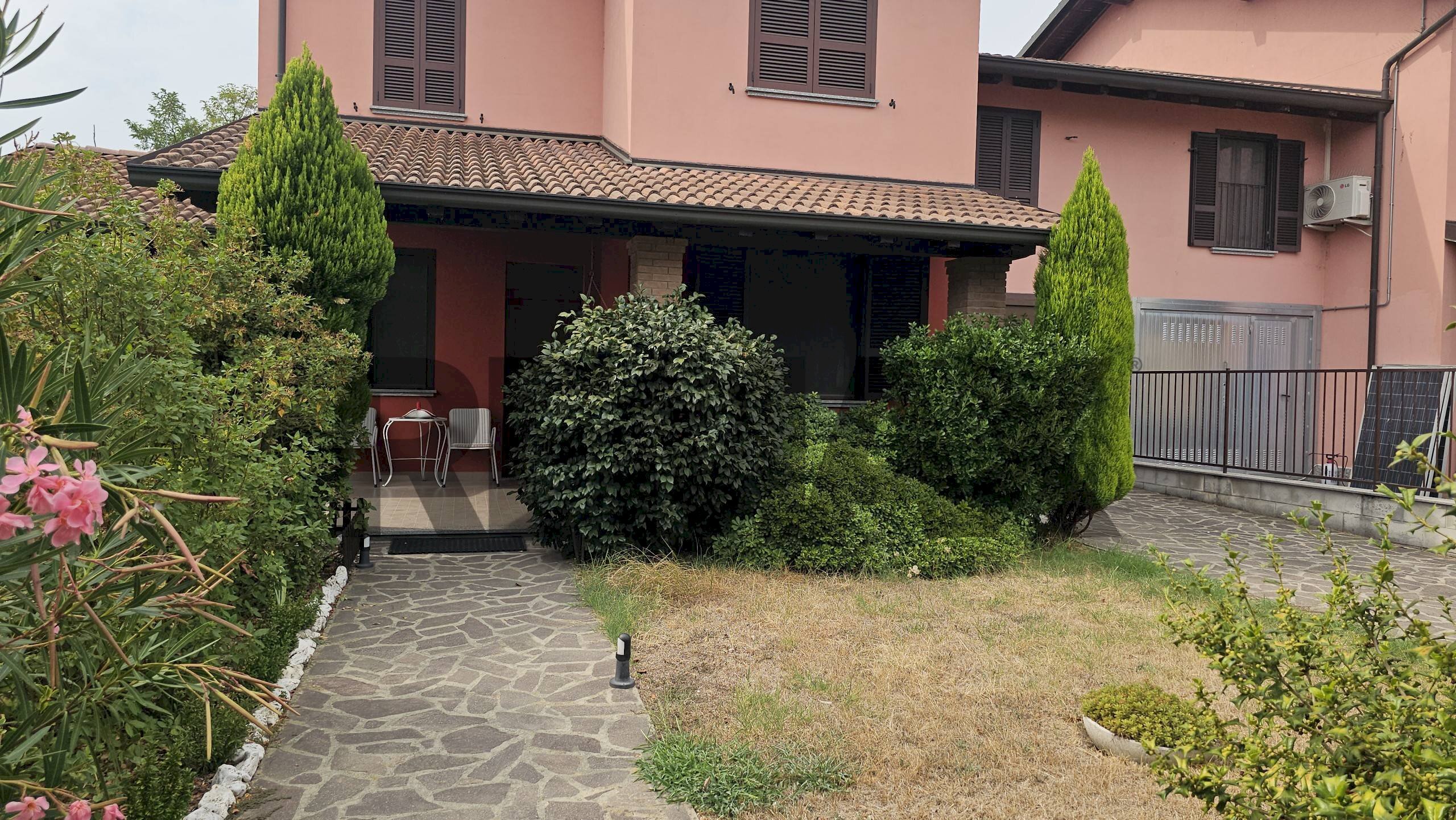 Giardino - Casa semi indipendente Via delle Querce
8, Zerbolò - foto 2