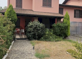 Giardino - Casa semi indipendente Via delle Querce
 
8, Zerbolò - foto 2
