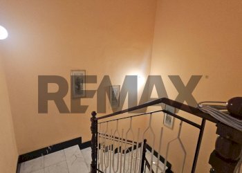 Scale - Villa Via Dante Aligheri
 
91, Broni - foto 34