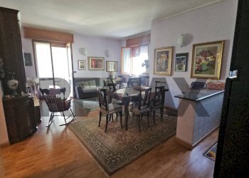 Sala da pranzo - Villa Via Dante Aligheri
 
91, Broni - foto 40
