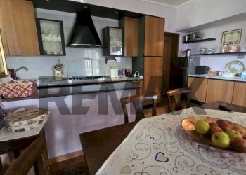 Sala da pranzo - Villa Via Dante Aligheri
 
91, Broni - foto 55