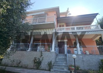 Casa all\'aperto - Villa Via Dante Aligheri
 
91, Broni - foto 1