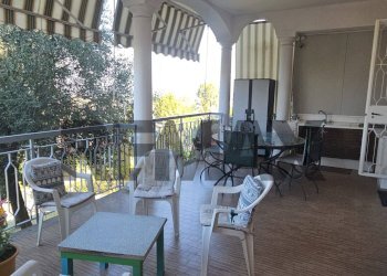 Terrazza - Villa Via Dante Aligheri
 
91, Broni - foto 4