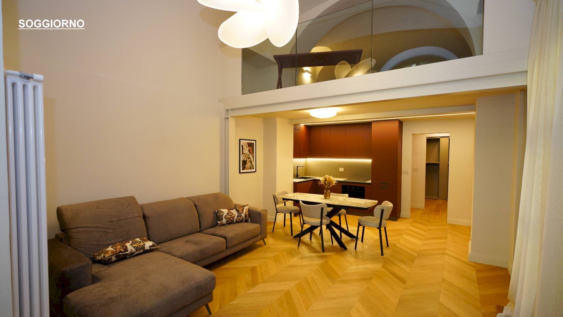 Foto 2 - Three-room apartment Via Della Rocca 22
22, Torino - photo 2