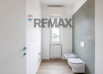 Bagno - Three-room apartment VIA RIMEMBRANZE
 
5, Vedano al Lambro - photo 32