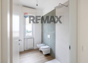 Bagno - Three-room apartment VIA RIMEMBRANZE
 
5, Vedano al Lambro - photo 33
