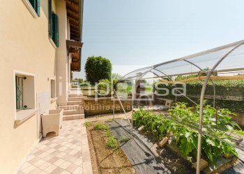 Foto 28 - Villa Via Degli Ontani
 
4, Brugnera - foto 26