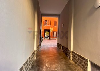 Hall / corridoio - Bilocale via Correggio
 
12, Milano - foto 18