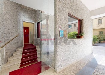 Ricezione / Lobby - Bilocale Piazza Sant'agostino
 
4, Milano - foto 6