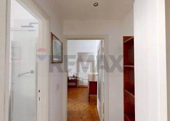 Hall / corridoio - Bilocale Piazza Sant'agostino
 
4, Milano - foto 25