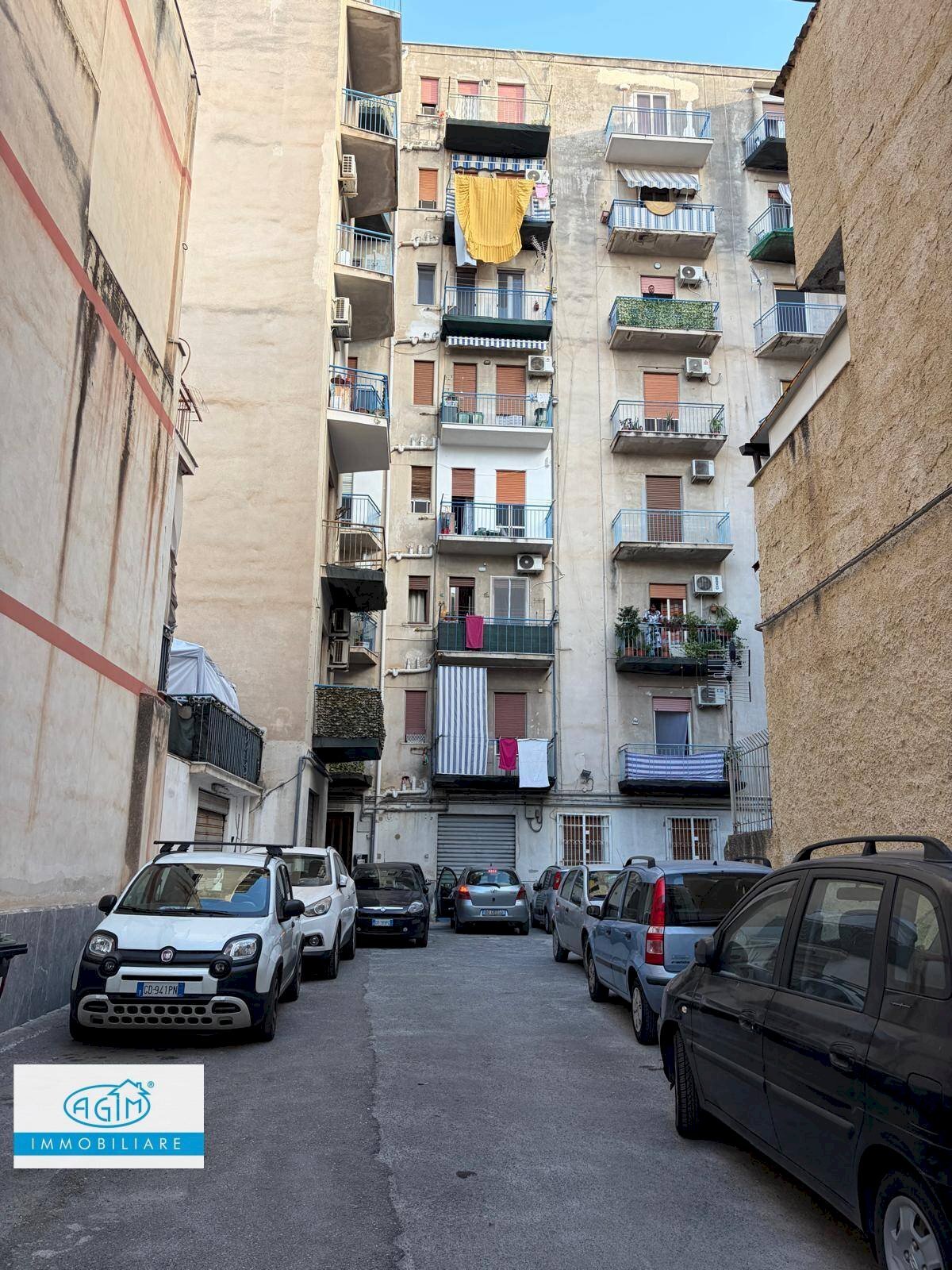 Foto 1 - Trilocale Via Giuseppe Crispi
 
58, Palermo - foto 1