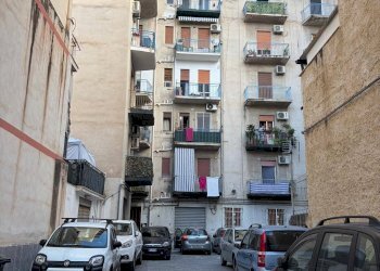 Foto 1 - Trilocale Via Giuseppe Crispi
 
58, Palermo - foto 1