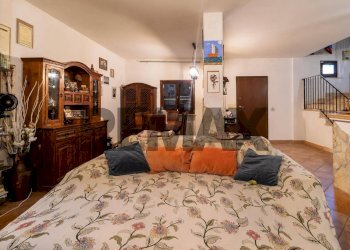 Camera / camera da letto - Casa semi indipendente via ventiquattresima strada
 
21/a, Labico - foto 3