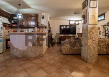 Soggiorno - Casa semi indipendente via ventiquattresima strada
 
21/a, Labico - foto 6
